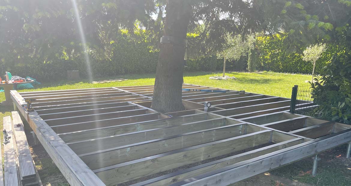 Création d'une terrasse en pin Paysagiste Toulouse Lèzat-sur-Lèze Muret