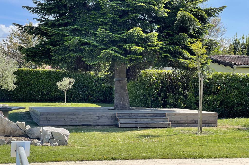 Création d'une terrasse en pin Paysagiste Toulouse Lèzat-sur-Lèze Muret