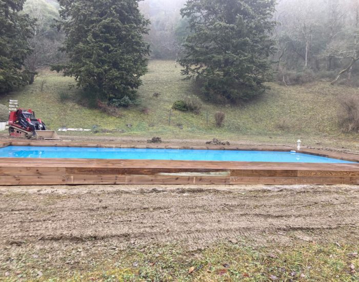 Rénovation terrasse en bois tour de piscine paysagiste en Ariège Muret Toulouse